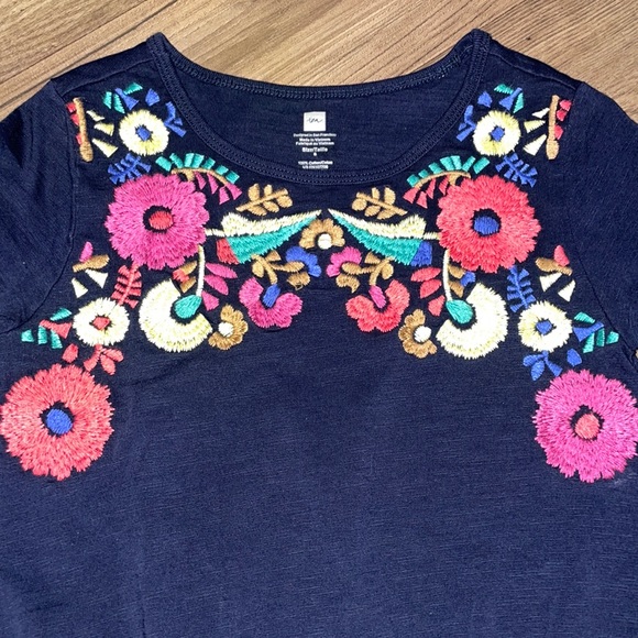 TEA Navy Embroidered Tunic sz 8 - Picture 2 of 3